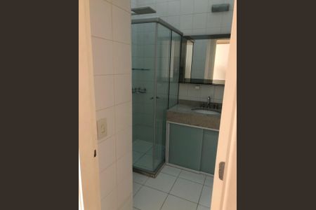 Casa de condomínio para alugar com 170m², 3 quartos e 3 vagas Casa de condomínio para alugar com 170m², 3 quartos e 3 vagasBanheiro