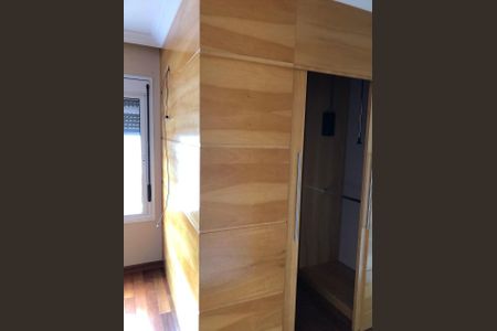 Quarto de casa de condomínio para alugar com 3 quartos, 170m² em Jardim Leonor Mendes de Barros, São Paulo