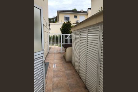 Casa de condomínio para alugar com 170m², 3 quartos e 3 vagas Casa de condomínio para alugar com 170m², 3 quartos e 3 vagasÁrea externa