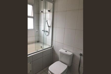 Casa de condomínio para alugar com 170m², 3 quartos e 3 vagas Casa de condomínio para alugar com 170m², 3 quartos e 3 vagasBanheiro