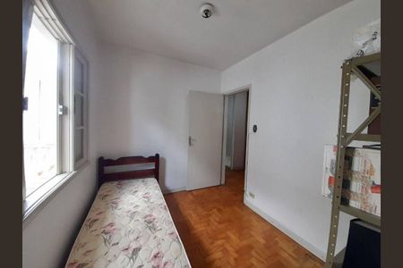 Casa à venda com 4 quartos, 185m² em Jardim Rizzo, São Paulo