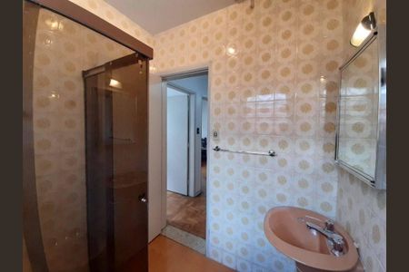Casa à venda com 4 quartos, 185m² em Jardim Rizzo, São Paulo