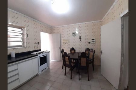 Casa à venda com 185m², 4 quartos e 3 vagas