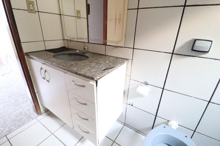 Casa para alugar com 170m², 3 quartos e 3 vagasBanheiro Social