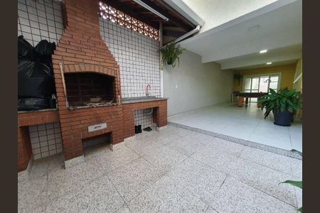 Casa à venda com 3 quartos, 206m² em Vila Morse, São Paulo
