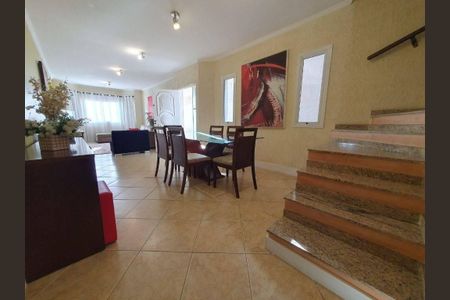 Casa à venda com 3 quartos, 206m² em Vila Morse, São Paulo