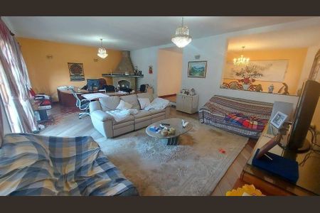 Casa à venda com 4 quartos, 390m² em Parque dos Principes, São Paulo