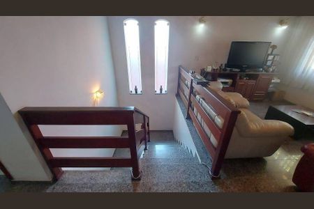 Casa à venda com 4 quartos, 390m² em Parque dos Principes, São Paulo