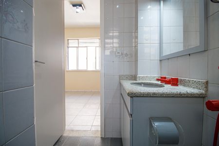 Banheiro de apartamento à venda com 1 quarto, 47m² em Maracanã, Rio de Janeiro