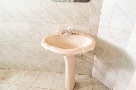 Casa à venda com 340m², 5 quartos e 7 vagasBanheiro da Sauna