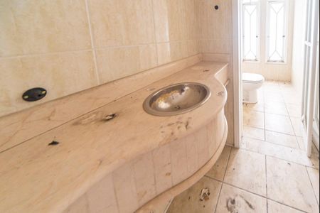 Casa à venda com 340m², 5 quartos e 7 vagasLavabo