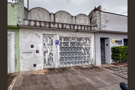 Casa à venda com 340m², 5 quartos e 7 vagasFachada