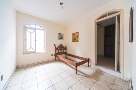 Casa à venda com 340m², 5 quartos e 7 vagasQuarto 3