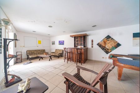 Casa à venda com 340m², 5 quartos e 7 vagasSala de Jogos