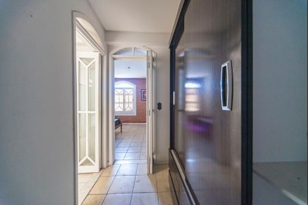 Casa à venda com 340m², 5 quartos e 7 vagasCloset do Quarto 4