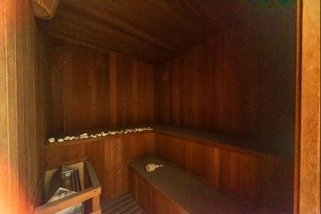 Casa à venda com 340m², 5 quartos e 7 vagasSauna