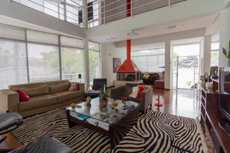 Casa à venda com 4 quartos, 415m² em Parque dos Principes, São Paulo