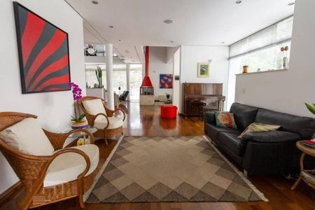 Casa à venda com 4 quartos, 415m² em Parque dos Principes, São Paulo