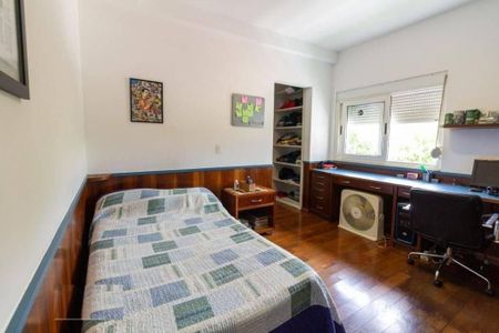Casa à venda com 4 quartos, 415m² em Parque dos Principes, São Paulo