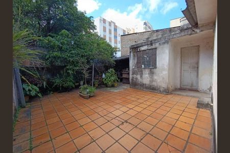 Casa à venda com 90m², 2 quartos e 2 vagas