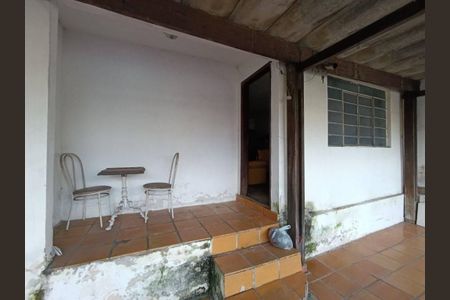 Casa à venda com 90m², 2 quartos e 2 vagas
