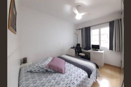 Casa à venda com 138m², 3 quartos e 2 vagas