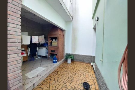 Casa à venda com 138m², 3 quartos e 2 vagas