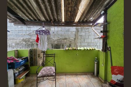 Casa à venda com 172m², 5 quartos e 1 vagaCasa 02 Quarto 01  Varanda 