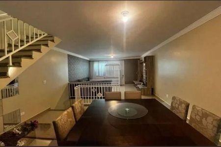 Casa à venda com 3 quartos, 155m² em Jardim Ester, São Paulo