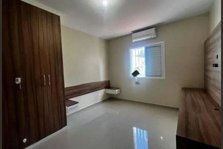 Casa à venda com 3 quartos, 155m² em Jardim Ester, São Paulo
