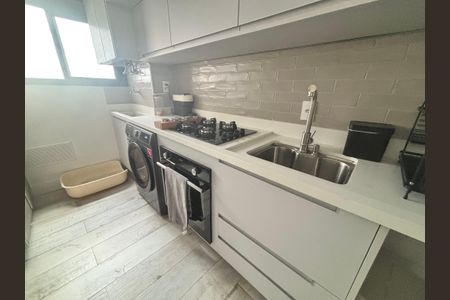 Apartamento à venda com 55m², 2 quartos e 1 vaga Apartamento à venda com 55m², 2 quartos e 1 vagaCozinha - Armários