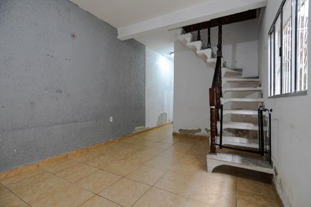 Sala de casa para alugar com 2 quartos, 20m² em Centro, Mogi das Cruzes