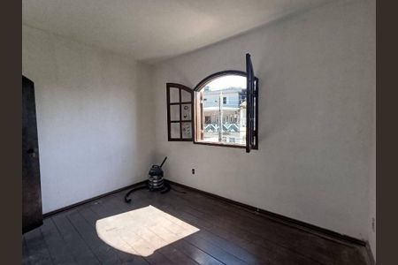 Casa à venda com 4 quartos, 178m² em Vila Sonia, São Paulo