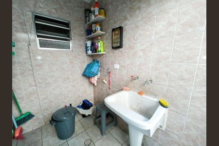 Casa à venda com 3 quartos, 143m² em Jardim Ester, São Paulo