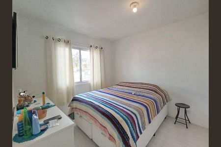 Casa à venda com 3 quartos, 142m² em Jardim Santos Dumont, São Paulo