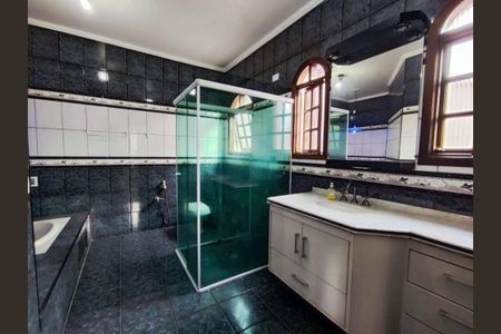 Casa à venda com 288m², 4 quartos e 2 vagas