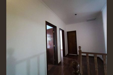 Casa à venda com 288m², 4 quartos e 2 vagas