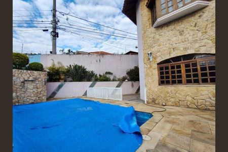 Casa à venda com 288m², 4 quartos e 2 vagas