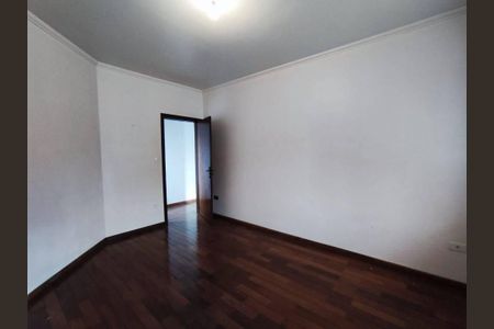 Casa à venda com 288m², 4 quartos e 2 vagas