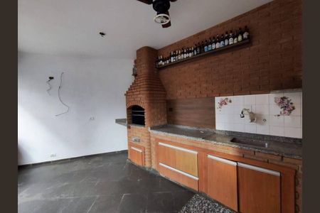 Casa à venda com 288m², 4 quartos e 2 vagas