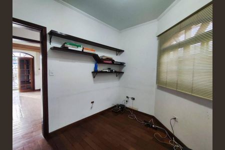 Casa à venda com 288m², 4 quartos e 2 vagas