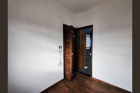 Casa à venda com 288m², 4 quartos e 2 vagas