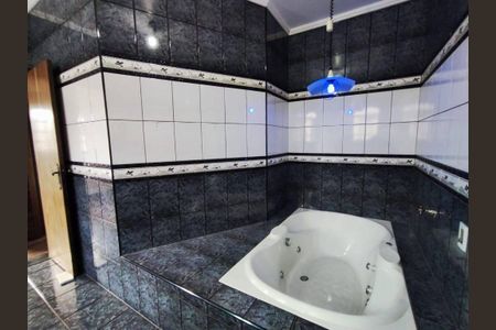 Casa à venda com 288m², 4 quartos e 2 vagas