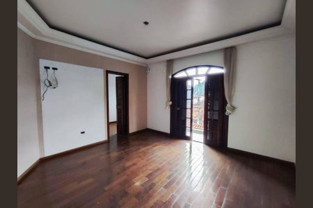 Casa à venda com 288m², 4 quartos e 2 vagas