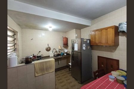 Casa à venda com 135m², 3 quartos e 2 vagas