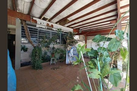 Casa à venda com 135m², 3 quartos e 2 vagas