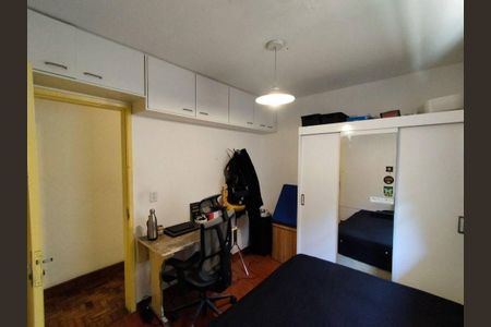 Casa à venda com 3 quartos, 113m² em Vila Dalva, São Paulo