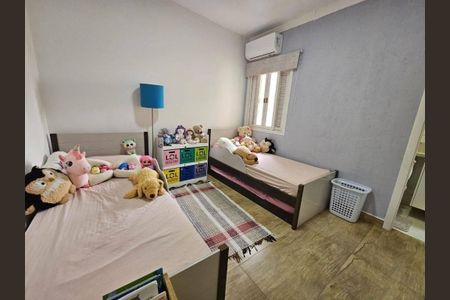 Casa à venda com 3 quartos, 121m² em Jardim Ester, São Paulo