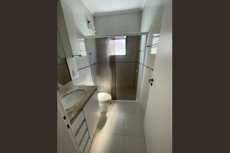 Casa à venda com 124m², 3 quartos e 2 vagas
