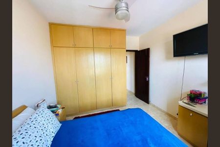 Casa à venda com 4 quartos, 181m² em Jardim Ester, São Paulo